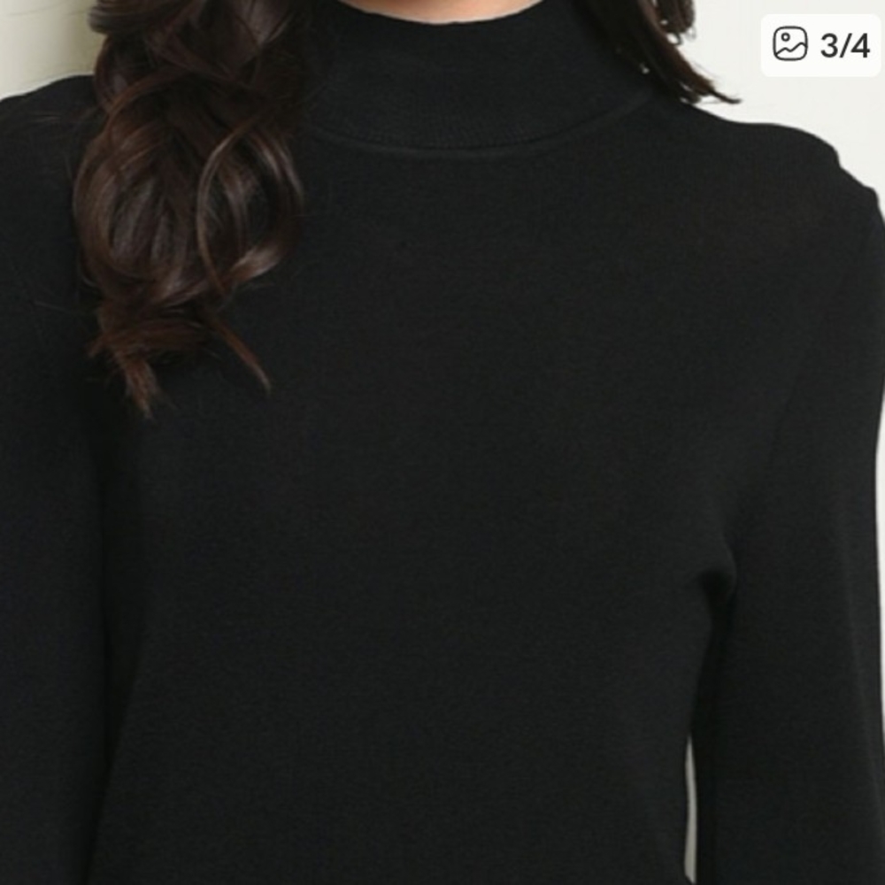 WINTER CLOSEOUT PRICE- Elegant Black Women's Top NWT - Picture 4 of 12